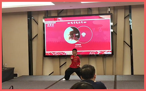 年晚會節(jié)目表演